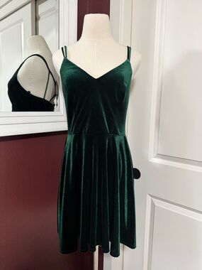 B Darlin Deep Green Velvet Mini Slip Dress 11/12